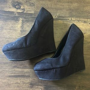 Black platform high heel wedges